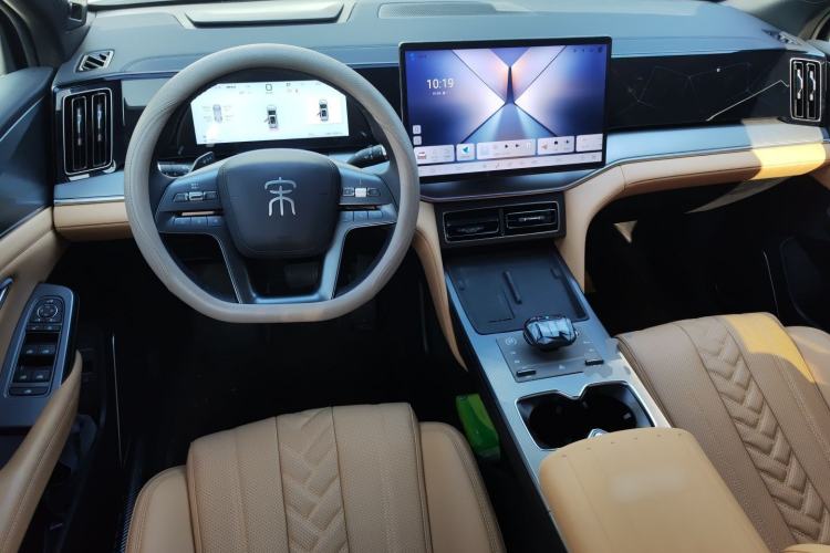 Used BYD Song L DM-i 2025 Intelligent Driving Version 160 km Beyond-Range Type
