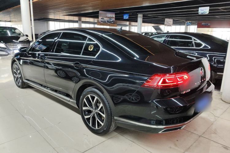 Used Volkswagen Magotan 2020 330TSI DSG Leading Model
