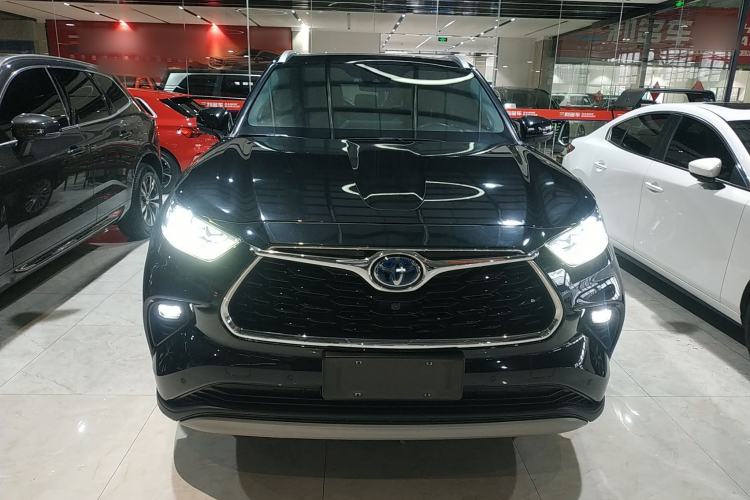 Used Toyota Highlander 2022 Dual-Engine 2.5L Four-Wheel Drive Supreme Edition 7-Seater
