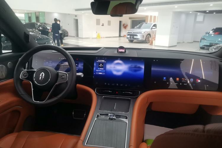 Used Hima AITO M9 2024 Range-Extended Ultra Version 42 kWh 6-Seater Model
