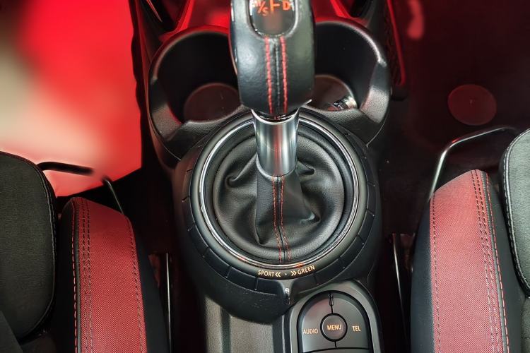 Used  MINI 2017 2.0T COOPER S Racing Enthusiast Five-Door Edition
