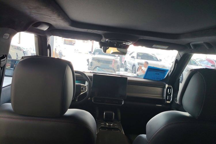 Used Jetour Traveler 2023 2.0T All-Wheel Drive CrossPRO+
