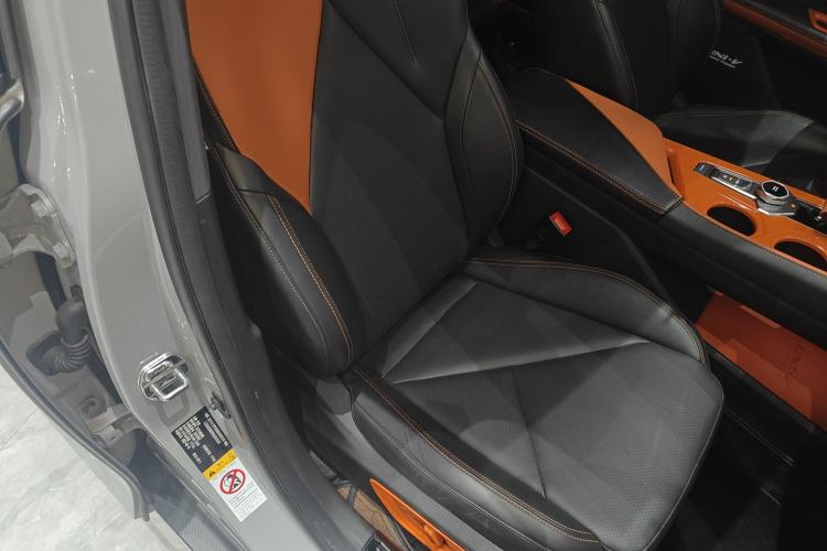 Used Changan UNI-V 2022 1.5T Prestige Version
