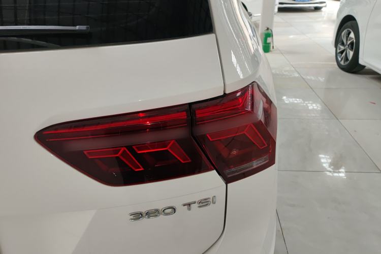 Used Volkswagen Tiguan L 2022 330TSI Automatic Two-Wheel Drive R-Line Enhanced Edition