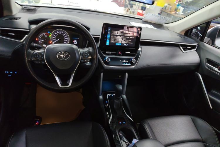 Used Toyota FRONTLANDER 2022 2.0L CVT Luxury PLUS Edition
