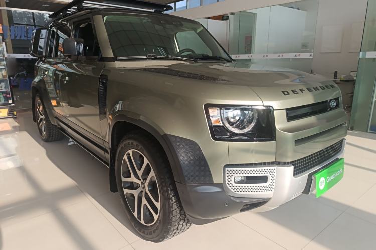 Used Land Rover Defender 2023 Facelift 110 3.0T P400 Dark Edition
