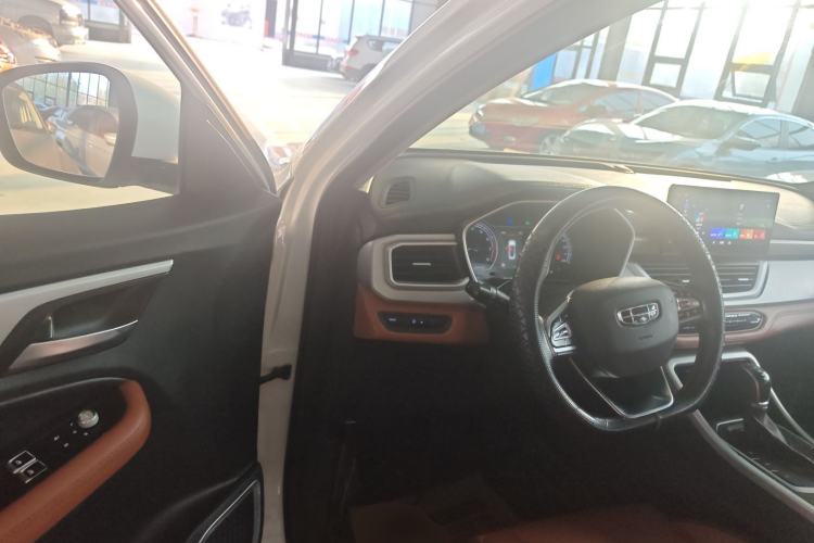 Used Geely Auto Vision X6 2020 1.4T CVT Luxury Edition
