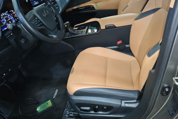 Used Lexus ES 2023 200 Excellence Edition