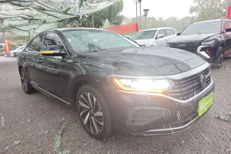 Used Volkswagen Passat 2024 330TSI Elite Edition
