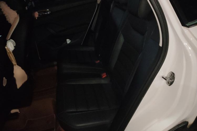 Used Volkswagen Tharu 2022 280TSI Two-Wheel-Drive Luxury Edition
