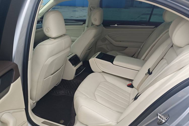 Used Volkswagen Phideon 2021 380TSI Luxury Edition