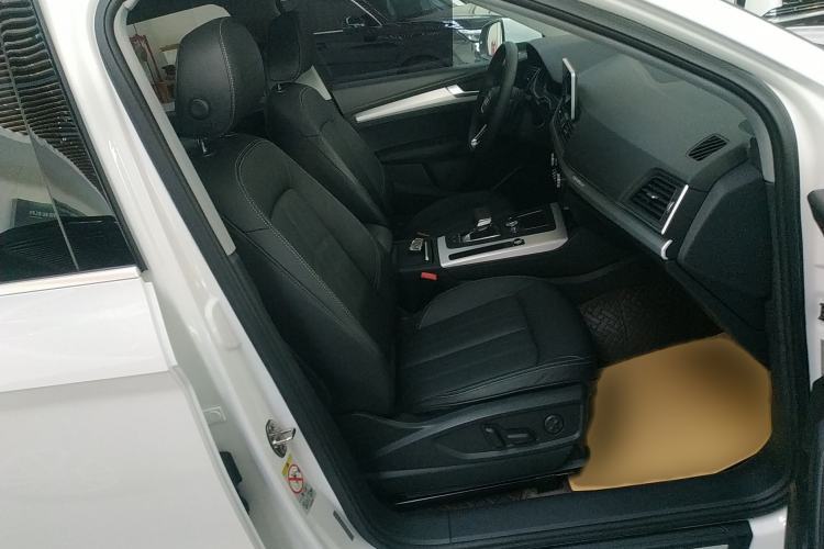 Used Audi Q5L 2020 Updated 40 TFSI Prestige Fashion Edition
