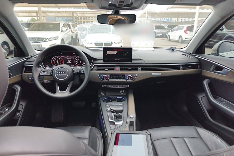 Used Audi A4L 2018 30th Anniversary Edition 40 TFSI Fashion Model
