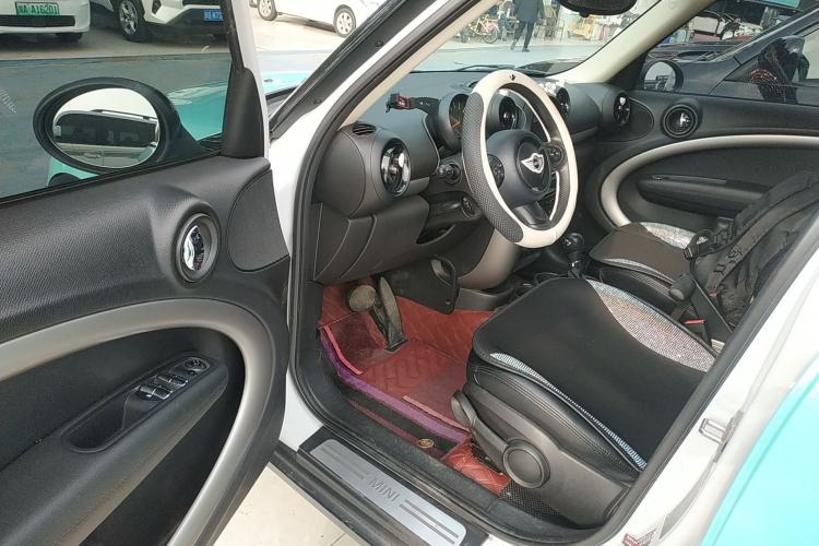 Used  Countryman 2014 1.6L COOPER Fun
