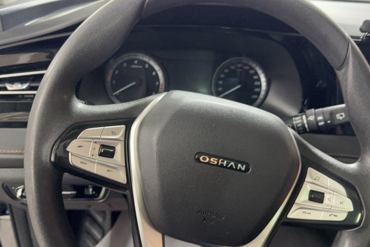 Used Oshan X7 PLUS 2022 1.5T Blue Whale Edition Automatic Luxury Trim
