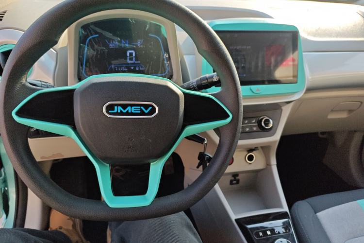 Used JMEV Xiao Qilin 2024 201 km Luxury Version