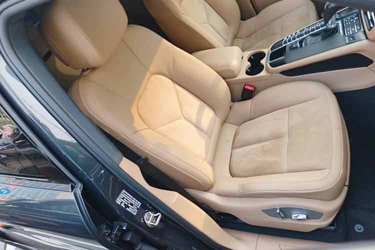 Used Porsche Macan 2018 Macan 2.0T
