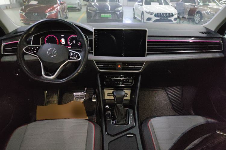 Used Volkswagen Tiguan L 2023 330TSI Automatic Two-Wheel Drive R-Line Flagship Edition