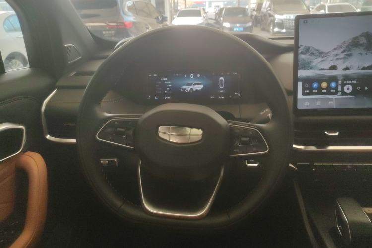 Used Geely Auto Haoyue L 2024 2.0T DCT Flagship Version
