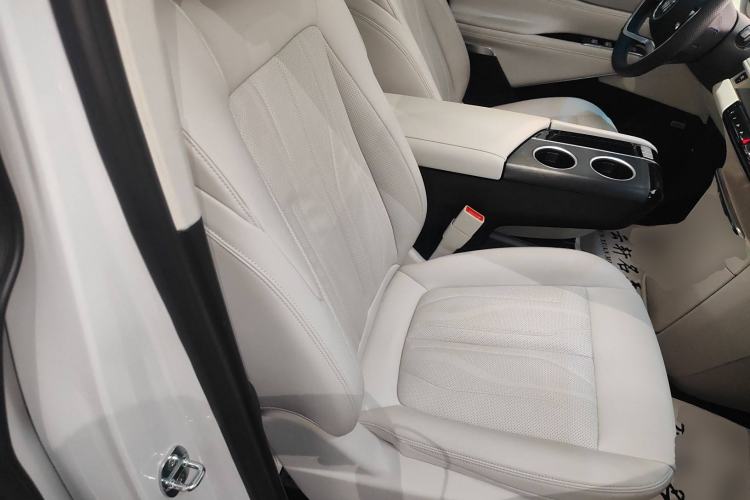 Used Buick GL8 New Energy 2024 Lu Zun Deluxe Edition 7-Seater
