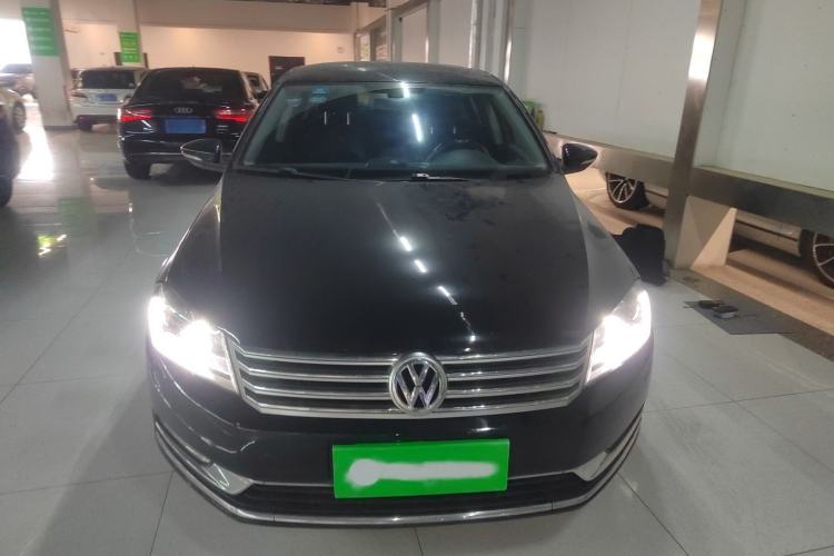 Used Volkswagen Magotan 2016 1.8TSI Luxury Comfort Model
