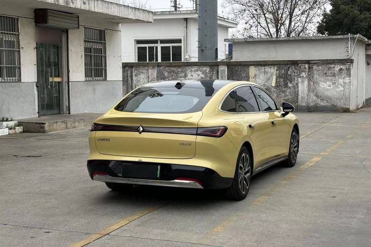 Used Baojun Enjoy 2025 Plug-in Hybrid 140km Luxury Edition
