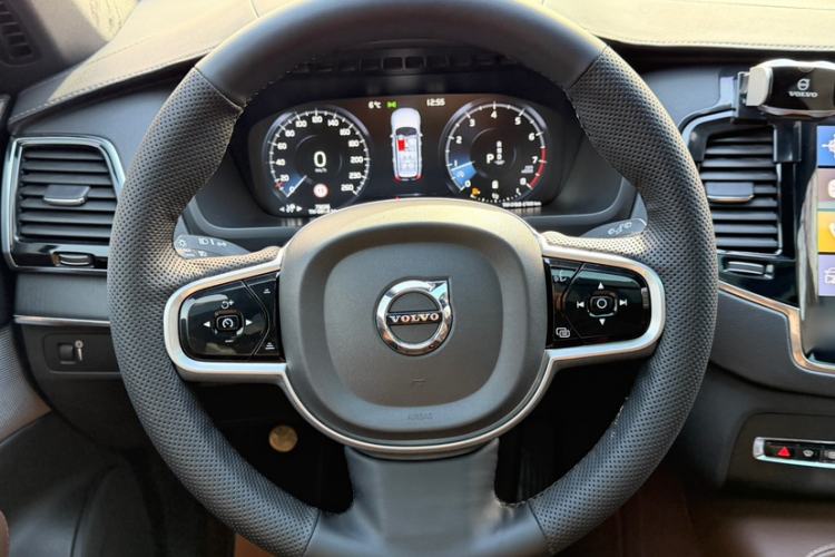 Used Volvo XC90 2022 B6 Zhiya Luxury 7-Seater
