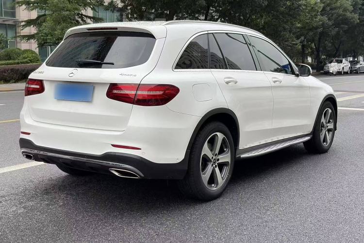 Used Mercedes-Benz GLC 2017 GLC 260 4MATIC Luxury Model
