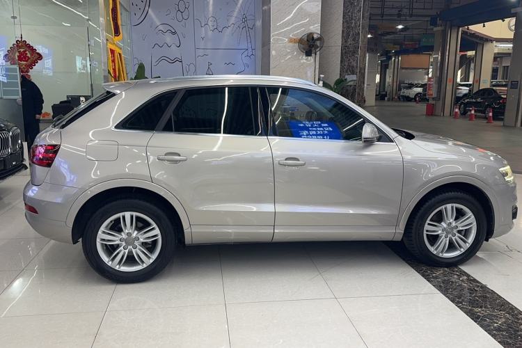 Used Audi Q3 2015 30 TFSI Comfort Model
