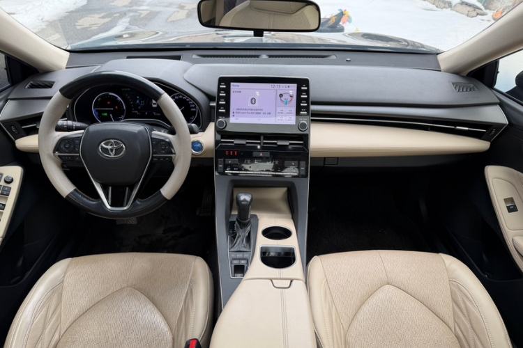 Used Toyota Avalon 2019 Dual-Engine 2.5L XLE Prestige Version China VI Standard