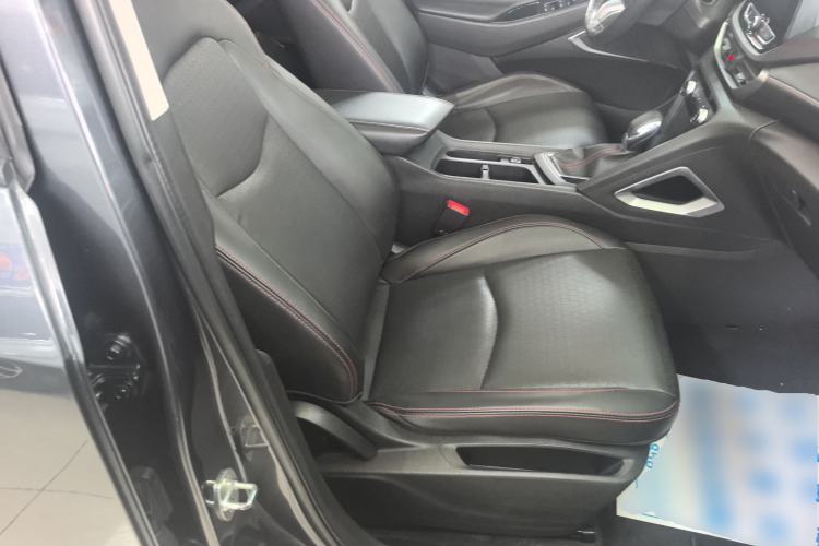 Used Chevrolet Orlando 2020 Light Hybrid Redline 530T Automatic Enjoyment Edition (5+2 Models)
