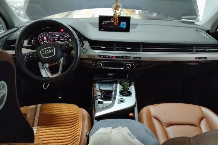 Used Audi Q7 2018 45 TFSI Technology Edition
