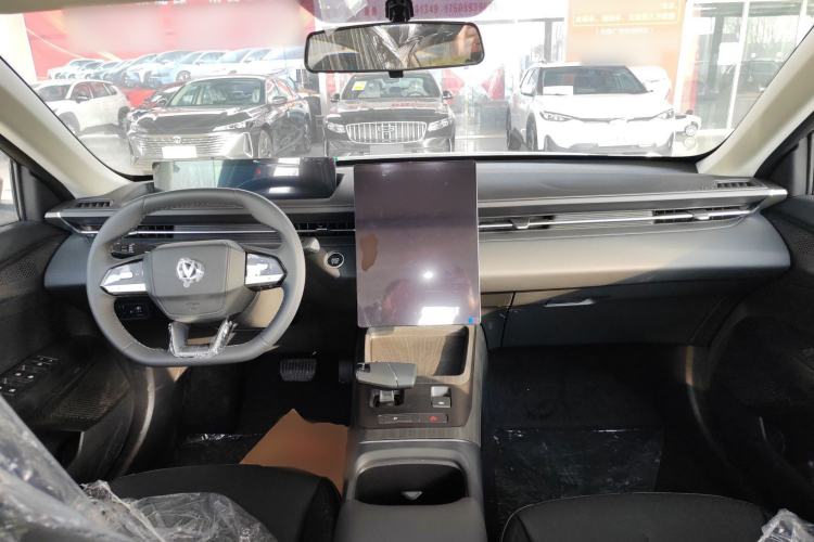 Used Changan Eado 2025 Blue Whale 1.5T 500Bar Prestige Model