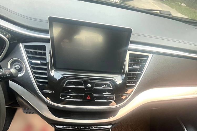 Used Soueast DX7 2019 1.5T Automatic Smart Connect Fashion Edition China VI Standard
