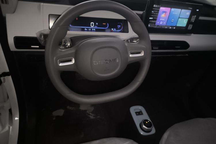 Used Geely Galaxy Panda 2024 Panda Mini 200km Endurance Bear