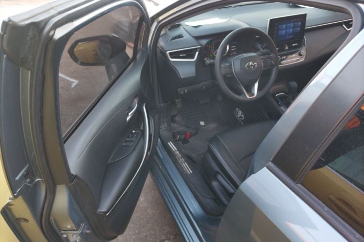 Used Toyota Corolla 2021 Dual-Motor 1.8L E-CVT Elite Edition
