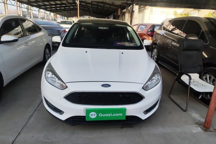 Used Ford Focus 2015 Hatchback 1.6L Automatic Fashion Edition
