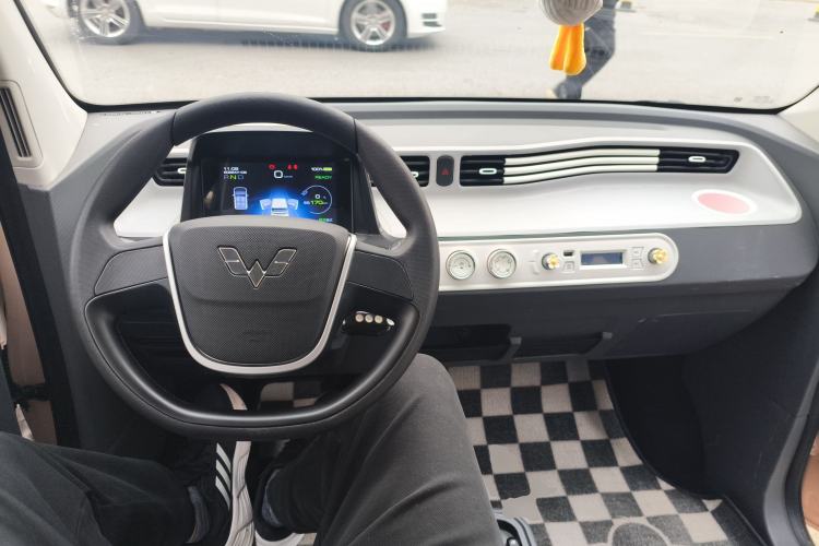 Used Wuling Hongguang MINIEV 2022 Macaron Premium Model – Lithium Iron Phosphate
