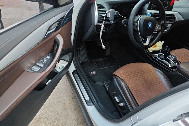 Used BMW iX3 2021 Leading Type
