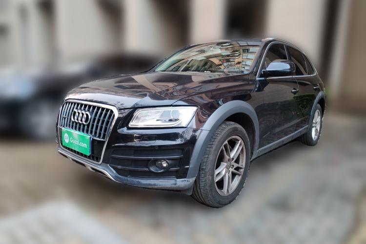Used Audi Q5 2017 Plus 40 TFSI Technology Model