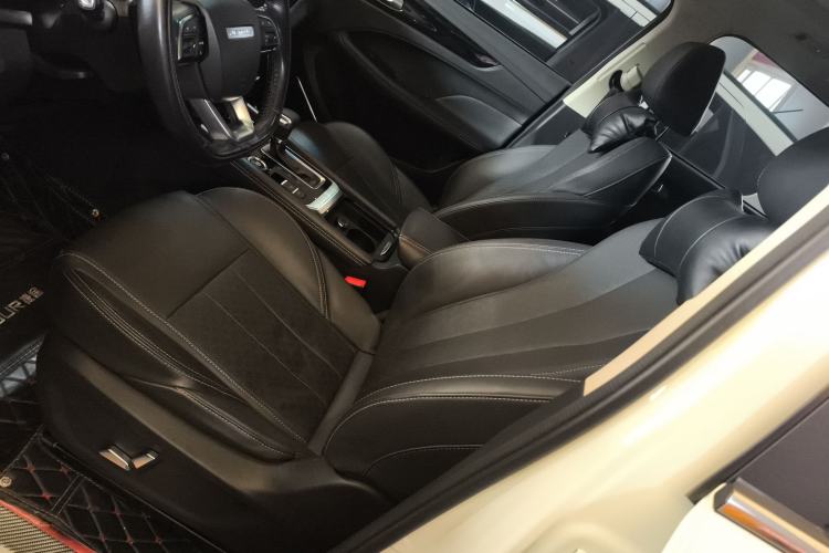 Used JETOUR X90 2019 1.6T DCT Luxury Travel Edition 6 Seats China VI Standard