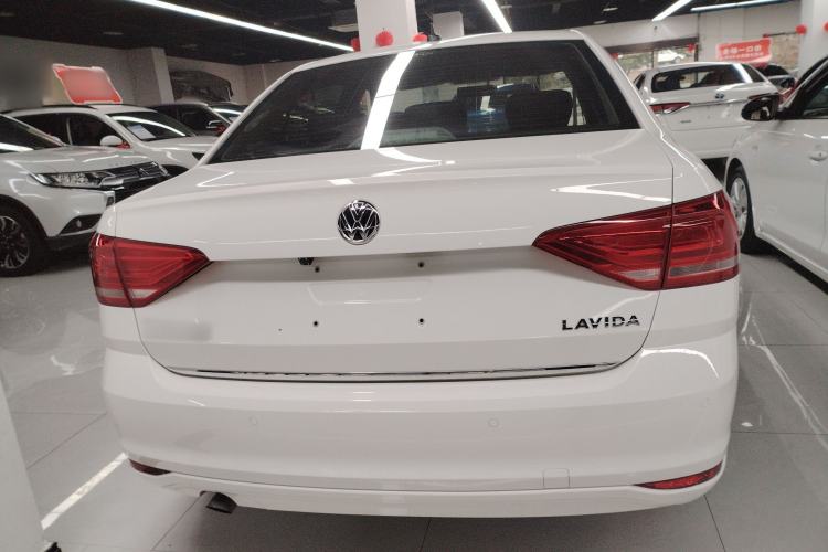 Used Volkswagen Lavida 2017 1.6L Automatic Comfort Edition