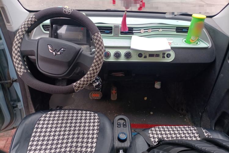 Used Wuling Hongguang MINIEV 2022 Easy Version Lithium Iron Phosphate
