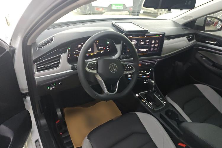 Used Volkswagen Bora 2023 280TSI DSG Prestige Edition
