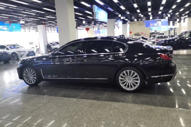 Used BMW 7 Series 2021 730Li Luxury Package