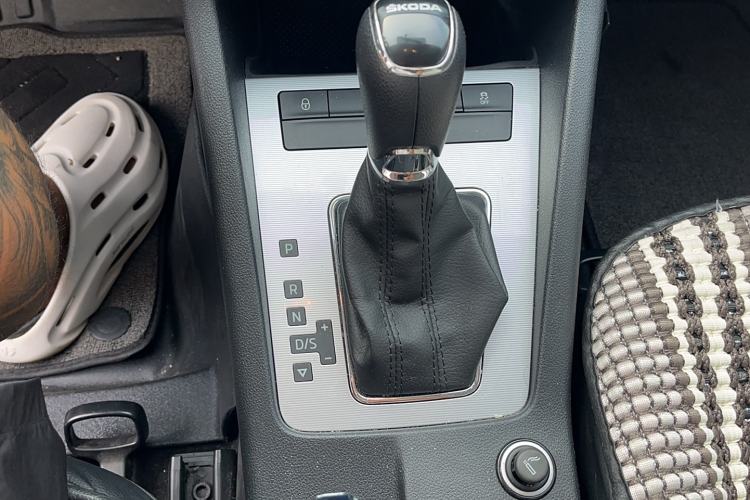 Used Skoda Octavia 2016 1.6L Automatic Chuanxing Edition