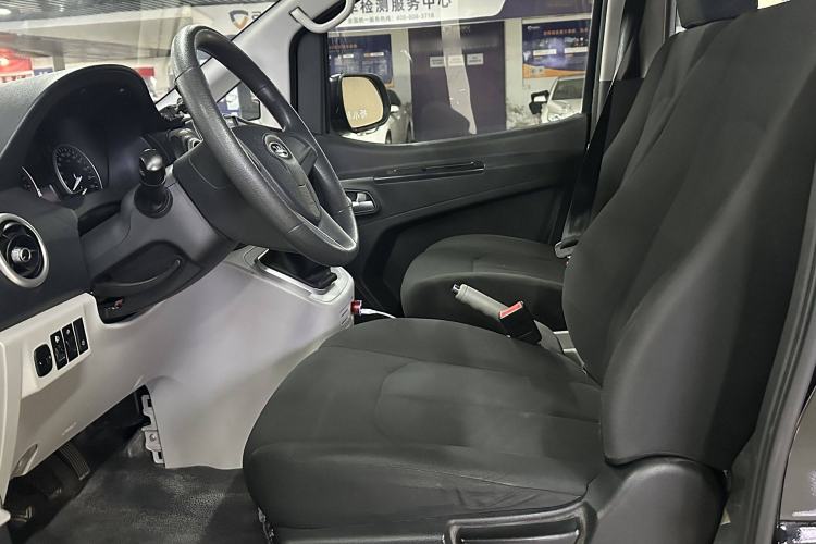 Used  M3 2023 1.8L 7/8-Seater Comfort Edition
