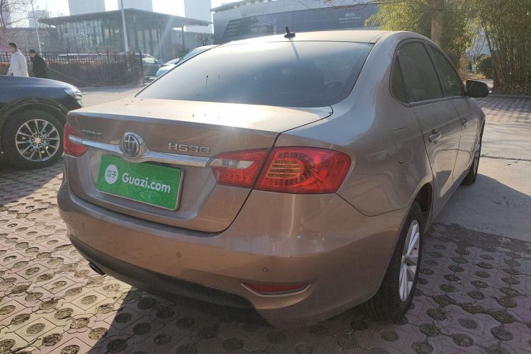 Used Brilliance H530 2011 1.6L Manual Comfort Version
