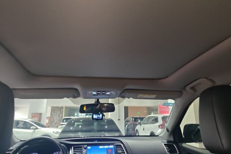 Used Toyota Highlander 2017 2.0T Four-Wheel Drive Luxury Edition 7 Seats