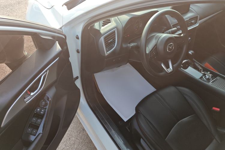 Used Mazda Mazda 3 Axela 2017 Sedan 1.5L Automatic Luxury Model Emission Standard China V
